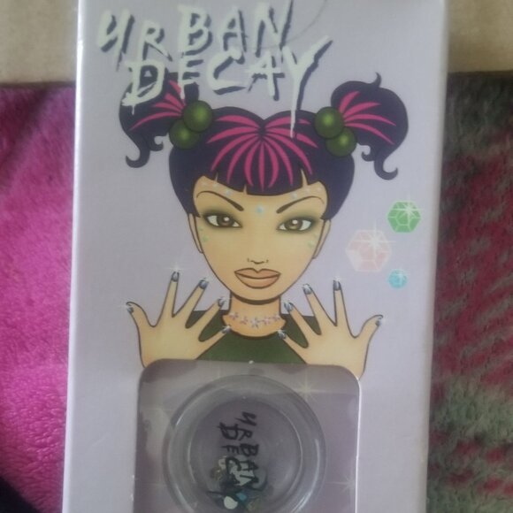 Vintage urban decay "rocks" gem stone face Crystal's NIB - Picture 1 of 3